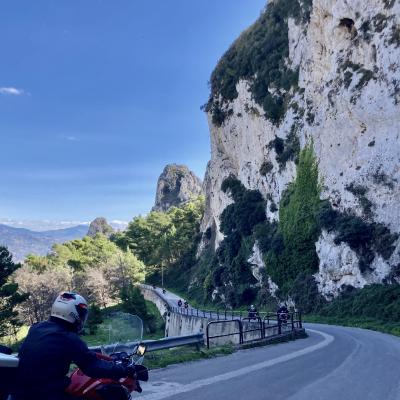031 Scendiamo Verso La Cattedrale Normanna Anche Se Contromano