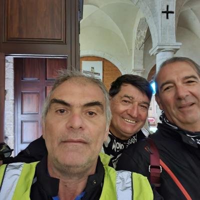 055 Tre Losch Pellegrini Alla Ricerca Della Spiritualita