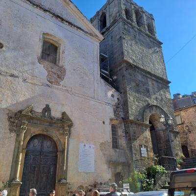 034 La Chiesa Di Santa Maria De Francis Costruita Dai Francesci Nel Portone Principale In Pietra Arenaria E Incisa La Data Del 1634 Chiusa Per Restauro