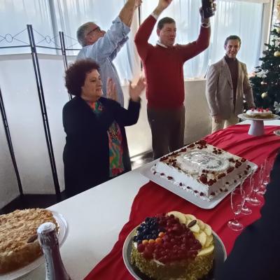 032 Apertura Del Prosecco Da Parte Del Presidente