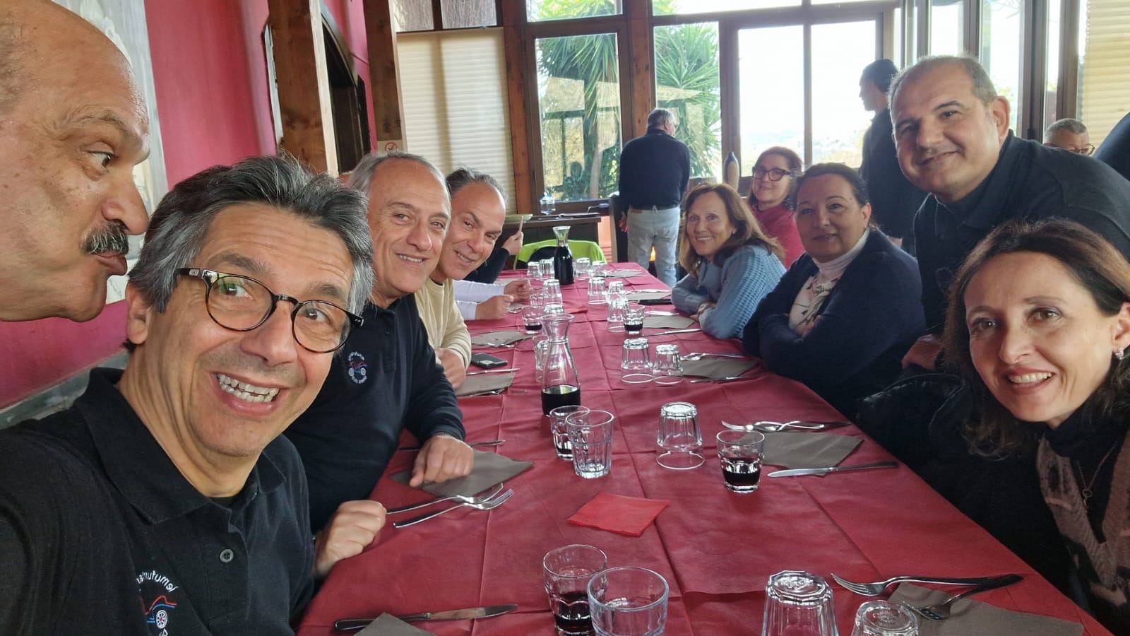 055 Questi Messinesi Sempre Selfie A Tinkite