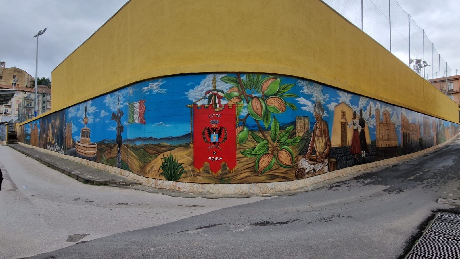 015 Le Due Facce Del Murales