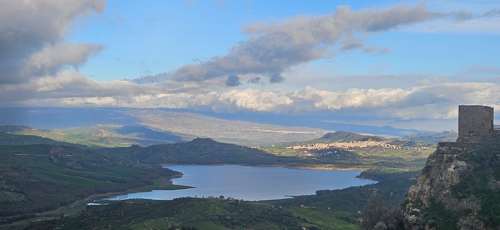 040 Eccolo Insiem Alla Colonna Di Cenere Dell Etna