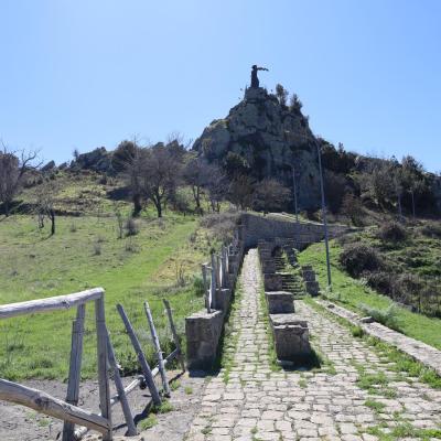 031 Arrivati All Ingresso Del Cristo Della Montagna A Cesaro