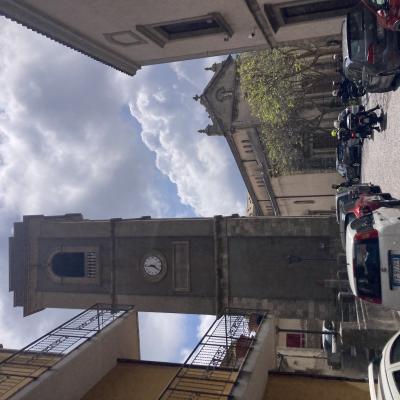 032 Arrivati In Citta Incontriamo La Torre Campanaria Distaccata Dalla Chiesa Santa Maria Assunta