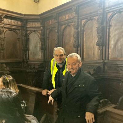 054 Lo Sguardo Spiritato Di Mario Si Interpone Con La Nostra Guida