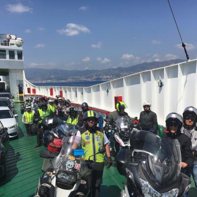 004 Tutti Sulla Moto Si Scende Insieme All Amico Di Como