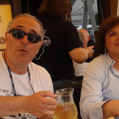 012bis Toni Mbriacu Ed Enza A Tavola