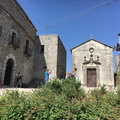 075 Si Entra Al Palazzo Rinascimentale Martirano Spinelli