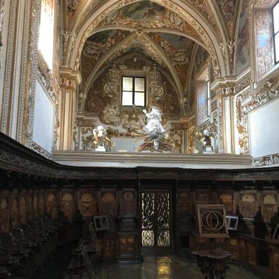 108 Il Coro Ligneo Cinquecentesco E La Porta In Legno Di Cedro Del Libano Datata Al 1374