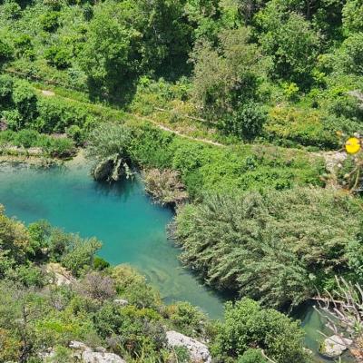 030 Vista Dall Alto Del Torrente Calcinara Deve Il Suo Nome Alle Acque Ricche Di Calcite Che Si Deposita Sia Sulle Rocce Sia Su Rami E Foglie Presenti Nel Letto Del Torrente