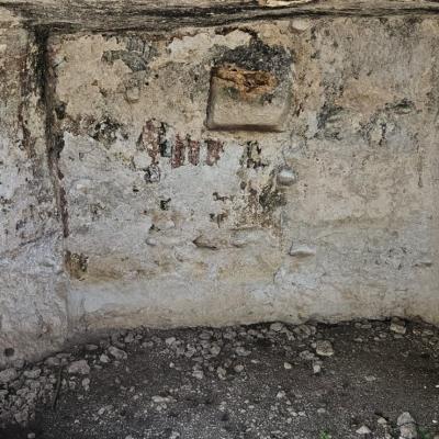 032 Chiesa Di San Nicolicchio Anch Essa Decorata Da Tracce Di Affresco Molto Rovinato Tuttavia Si Riconoscono Sant Elena E Santo Stefano La Datazione Sembra Essere Del Vii Secolo