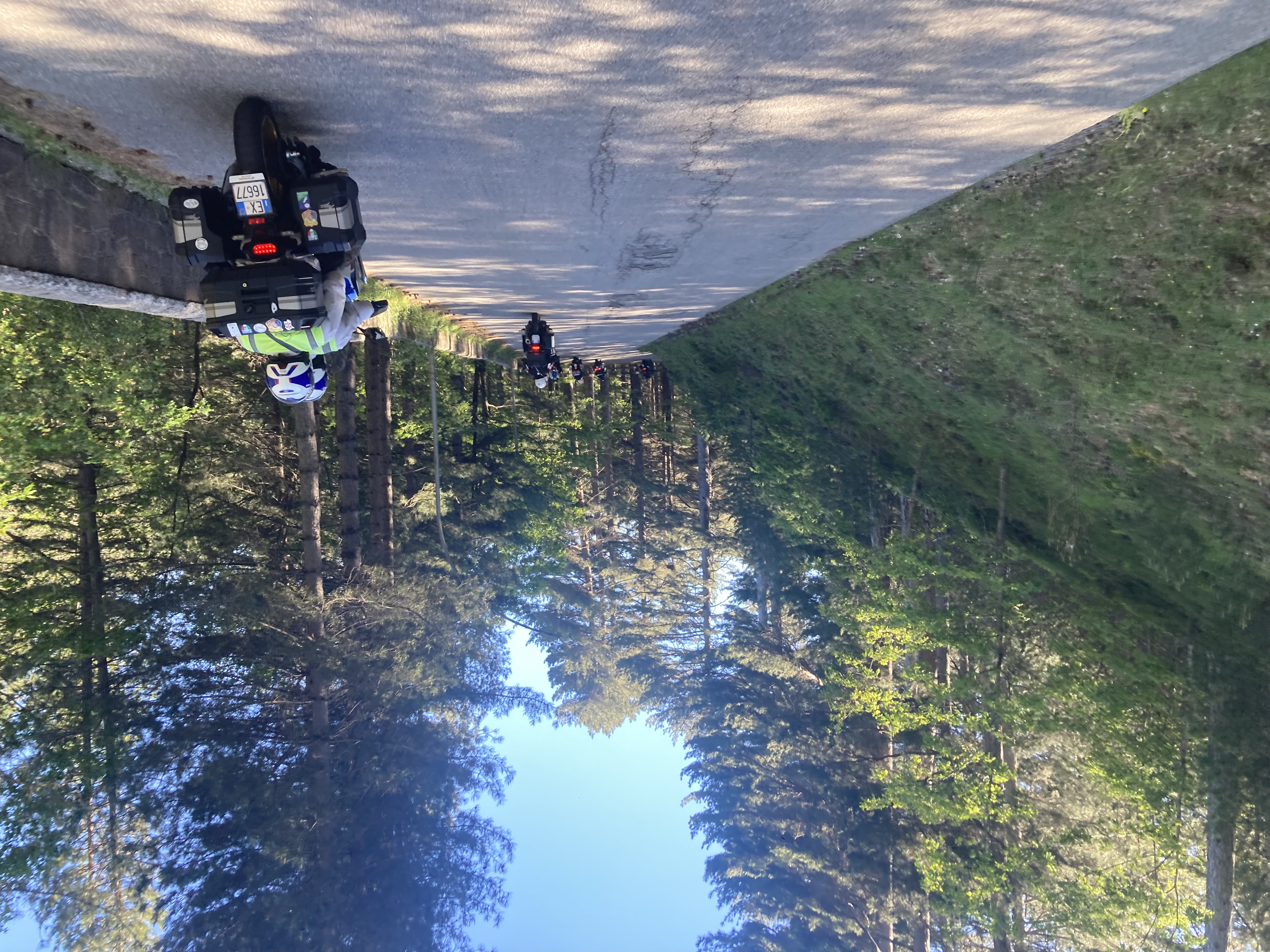 058 Procediamo Sulla Sp36 Attraversando Il Parco Avventura Principe