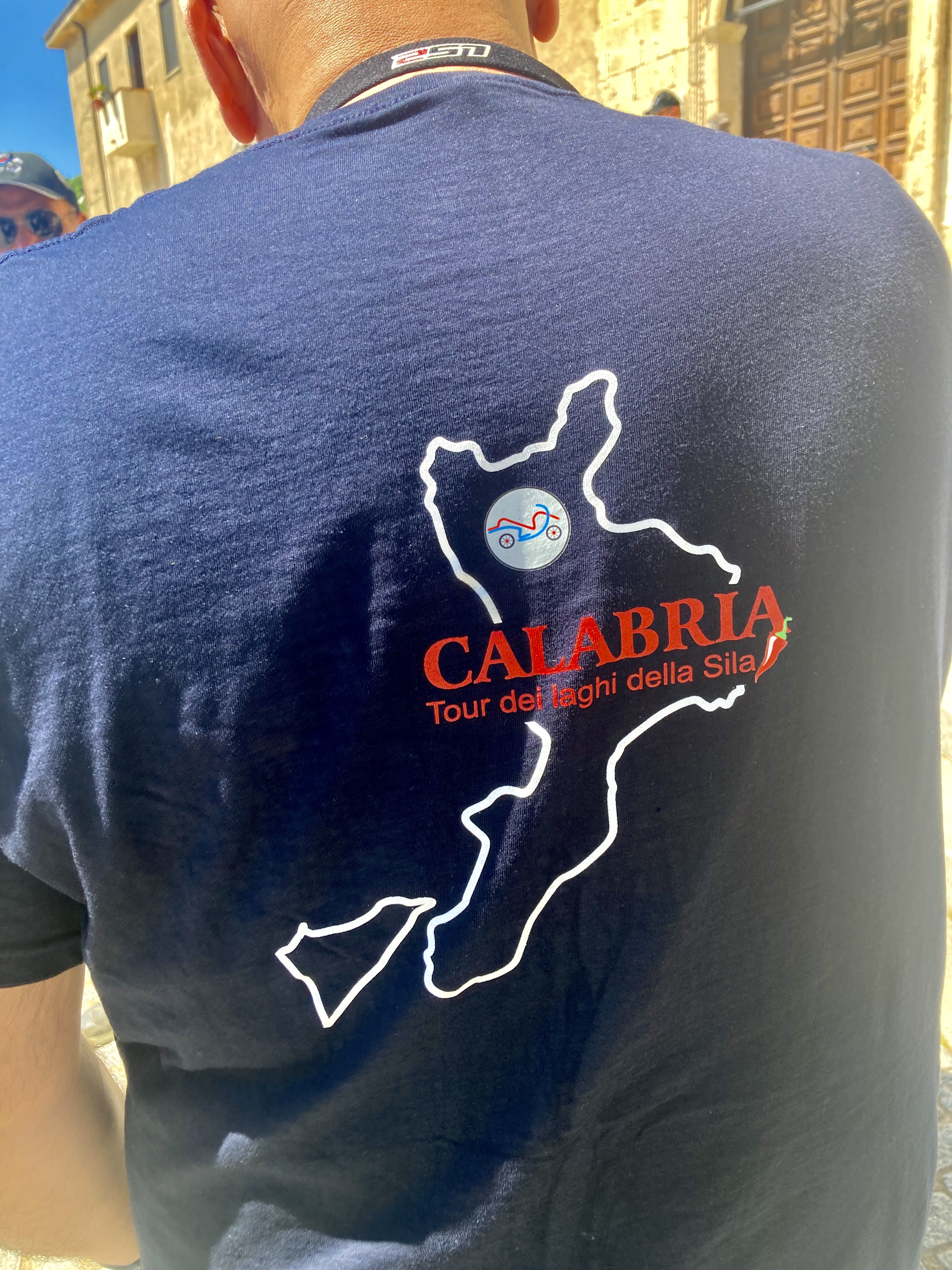 059 Il Mannequin Carmelo Presenta La T Shirt Del Tour
