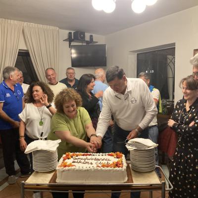 110 Invito La Tesoriera Santina A Partecipare Al Taglio Della Torta In Rappresentanza Delle Donne
