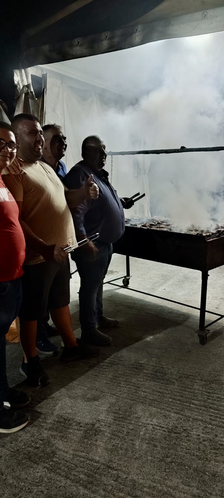 004 Il Profilo Non Smetisce Sono Cultori Del Buon Saper Mangiare