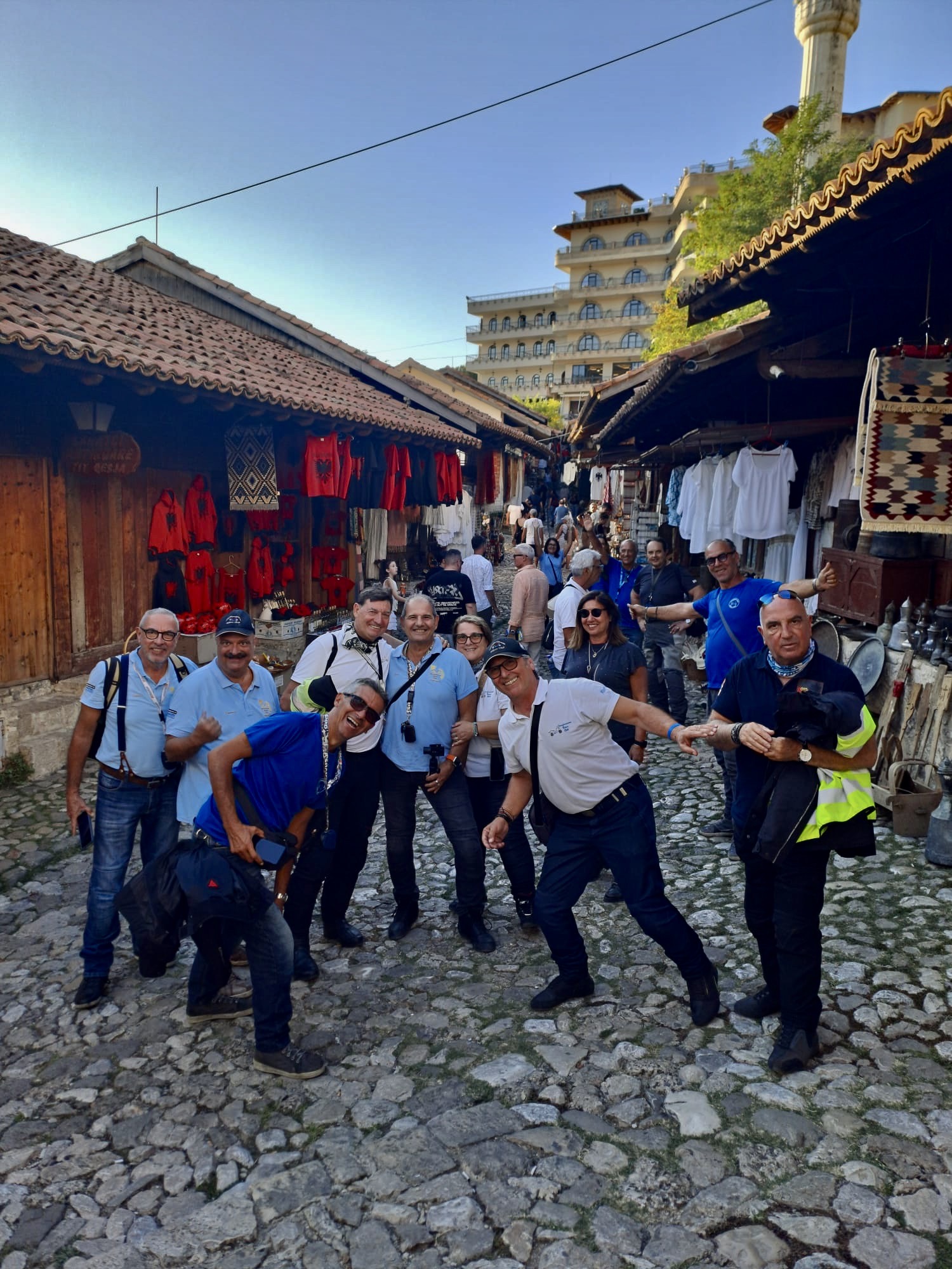 034 Arrivati A Kruja Ci Dirigiamo Nei Vecchi Bazar
