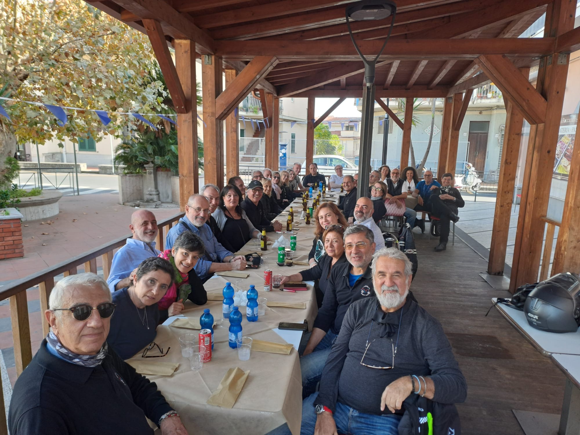 043 La Proprietaria Che E Anche La Cuoca Cucina Per I Clienti Come Cucina Per La Sua Famiglia