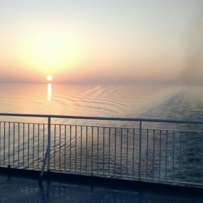 022 L Alba Del 22 Aprile Nel Mare Sardo