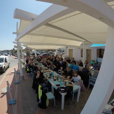 038 Un Brindisi Alla Nostra Salute 