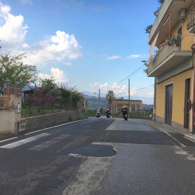 007 Lasciato Il Casello Di Giarre Si Sale Verso L Etna