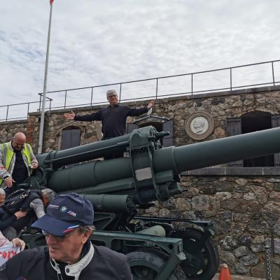 009 Francesco Ci Fa Notare La Dimensione Del Cannone 16 Tonnellate Per 10 Metri Di Lunghezza