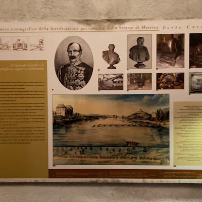 031 Attraverso Le Sale Del Forte Racconta La Storia Della Difesa Dello Stretto Durante La Ii Guerra Mondiale Mediante Tavole Iconografiche