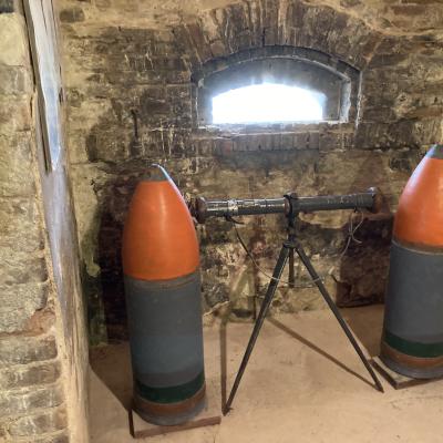 040 Il Colore Sulla Testa Delle Bombe Stava Ad Indicare Lil Tipo Di Carica