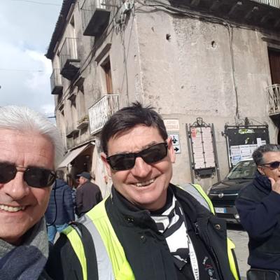 056 Vai A Novara E Chi Trovi Il Caro Umberto