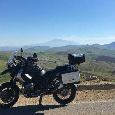009 Spettacolare Scenario Avvolta Tra I Profumi Della Terra E Sua Maesta Etna