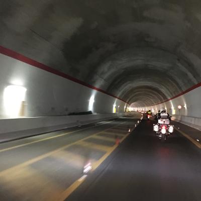 009 La Colonna Nel Tunnel