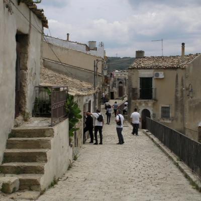 022 Il Cuore Della Citta Vecchia Di Giarratana Custodice La Memoria Atavica Degli Abitanti