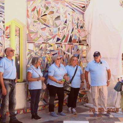 019 Gruppo Di Bilers Nella Piazza Dei Mosaici