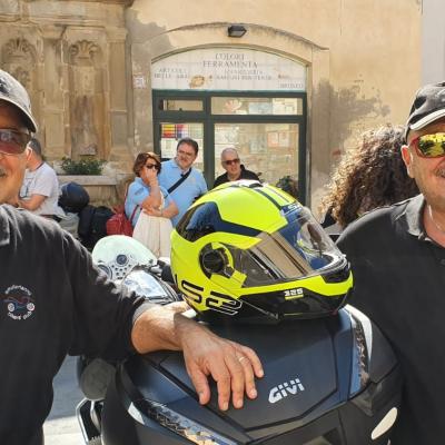 043 Gli Amici Di Una Vita