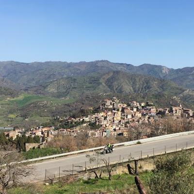 001 Castiglione Di Sicilia Con Il Presidente
