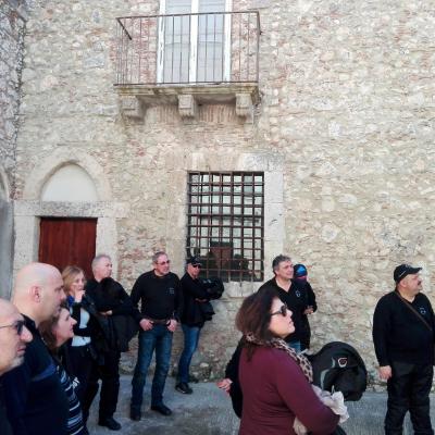 005 Tutti Assorti Ad Ascoltare La Storia Dei Valdina