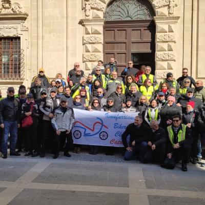 004 Foto Di Gruppo Gemellaggio Con Gli Amici Di Ragusa Moto Club Extreme