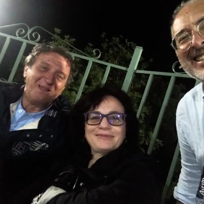 015 Giovanna Toni E Ferdinando Che Dall Espressione Mi Sembra Che Abbia Una Bella Scimmia