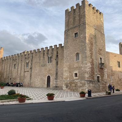 039 Fortezza Inespugnabile E Prestigiosa Dimora Di Enrico E Federico Chiaramonte Che Probabilmente Lo Costruirono Tra Il 1340 E Il 1350