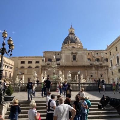 150 Piazza Pretoria Detta Anche Piazza Della Vergogna Si Trova Sul Limite Del Quartiere Della Kalsa