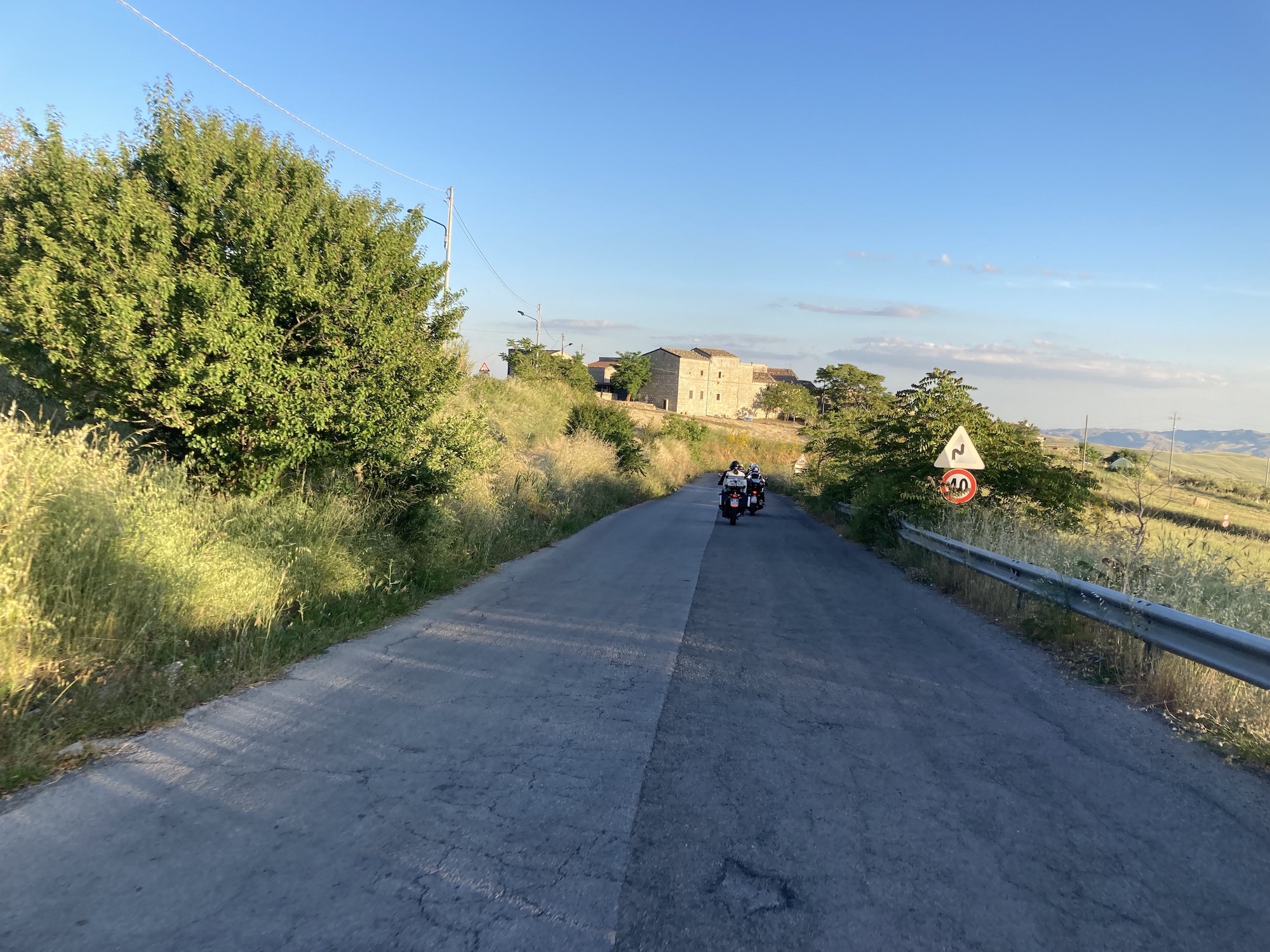 059 Lungo La Strada Per Irosa
