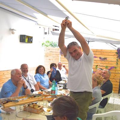 026 Ilarita Di Tutti Per Il Brindisi A Mario Come Guzzista Dell Etna