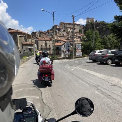 067 Si Entra Nella Cittadina Di Papasidero