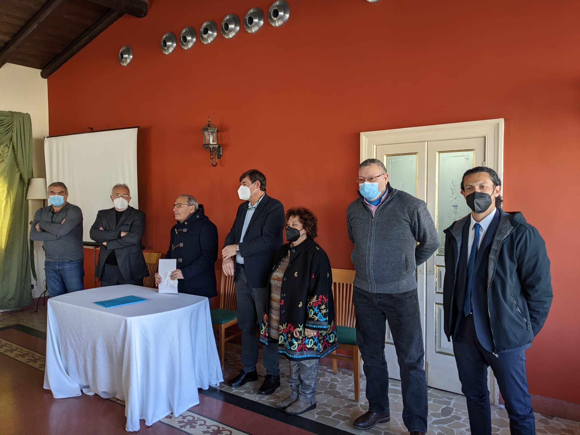 004 Il Socio Ventura Chiede Allassemblea Di Svolgere Le Elezioni Per Acclamazione