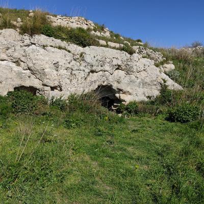 060 Ecco Davanti A Noi L Ingresso Della Grotta Di Senebardo