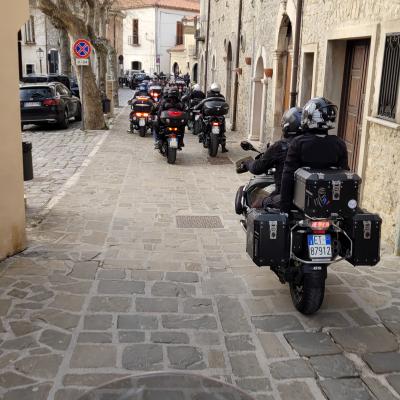 117 Entriamo Dentro Il Paese Di Sasso Di Castalda