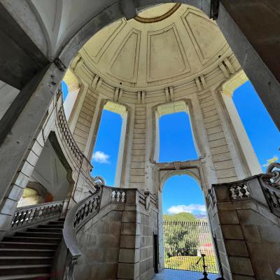 56 Lo Scalone Ellittico A Doppia Rampa L Ultima Opera Che I Padri Riuscirono A Vedere Realizzata Prima Delle Soppressioni Francesi Unisce I Due Livelli Dei Chiostro Grande