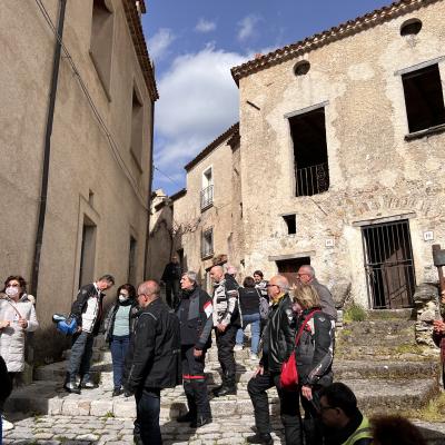 83 Proprio Nel Castello Caracciolo Trova Il Suo Fulcro Naturale Il Centro Storico Di Brienza Caratterizzato Per Il Modello Ad Avvolgimento