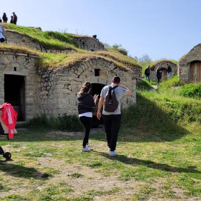 106 E Un Aggregazione Di Oltre 200 Costruzioni Esempi Di Architettura Rurale Dei Veri E Propri Laboratori Per La Produzione Del Vino