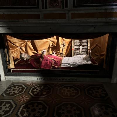 135 Nel 799 Il Vescovo Leone Ii Fece Portare Le Ossa Del Martire Nella Primitiva Cripta Della Cattedrale Di Acerenza In Cui Si Suppone Che Ancora Oggi Siano Nascoste